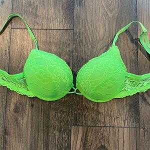 Neon green push up lace Bra size 36 C